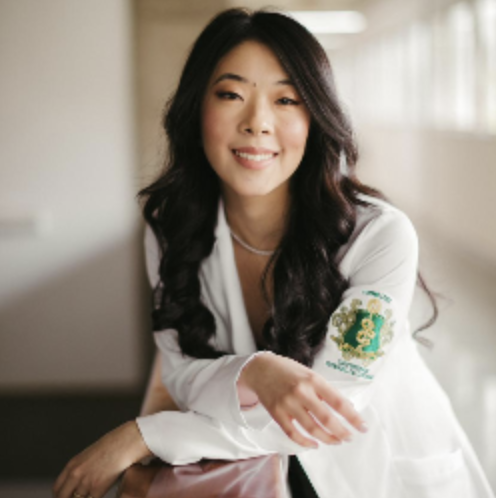 Dra. Elyara Yoshie