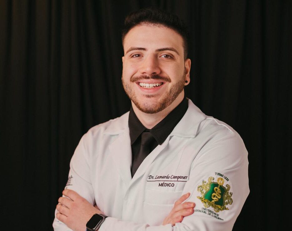 Dr. Leonardo Campaner