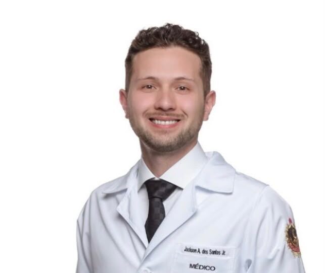 Dr. Jackson André dos Santos Junior