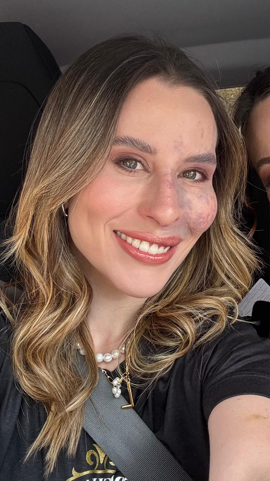 Dra. Larissa Sandrine Proença